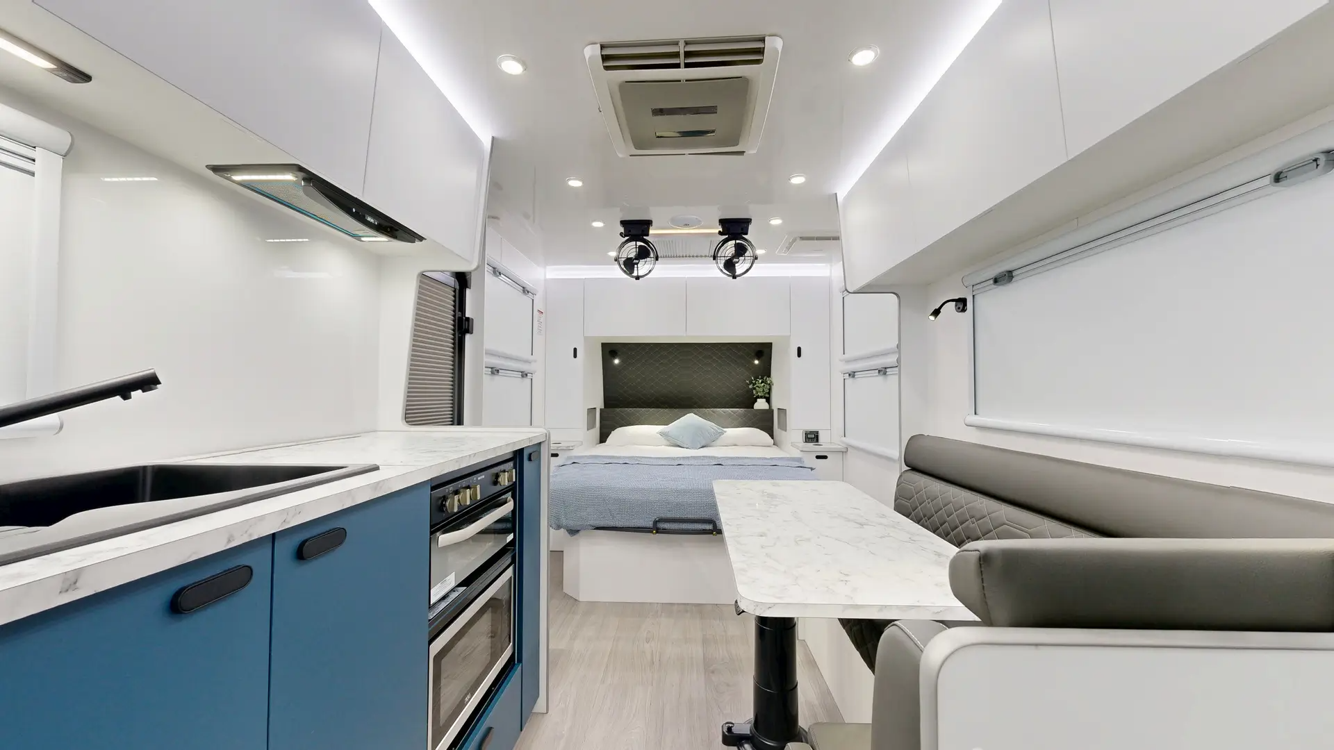 Nullarbor-20ft-internals-5